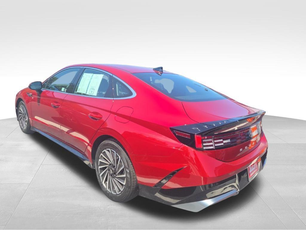 used 2025 Hyundai Sonata Hybrid car, priced at $29,990