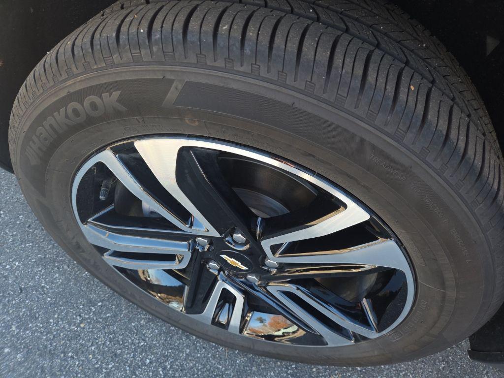 used 2024 Chevrolet TrailBlazer car, priced at $23,667