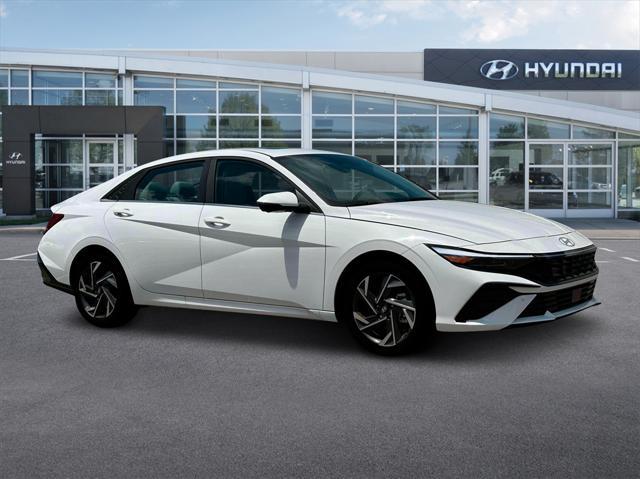 new 2024 Hyundai Elantra car