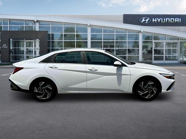 new 2024 Hyundai Elantra car