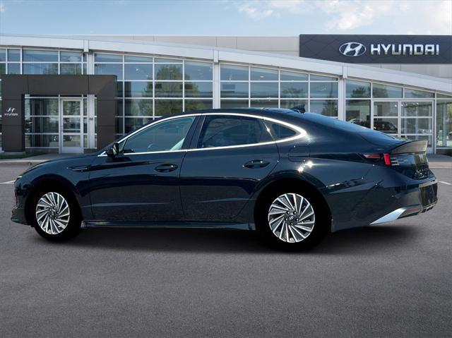 new 2025 Hyundai Sonata Hybrid car, priced at $31,847