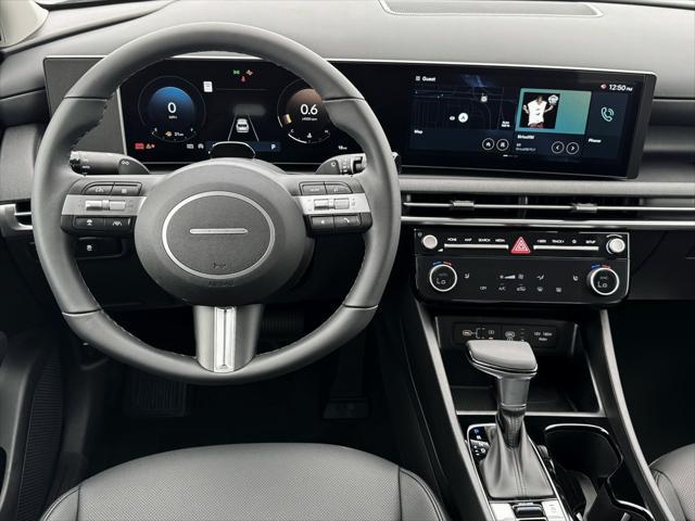 new 2025 Hyundai Tucson car, priced at $32,004
