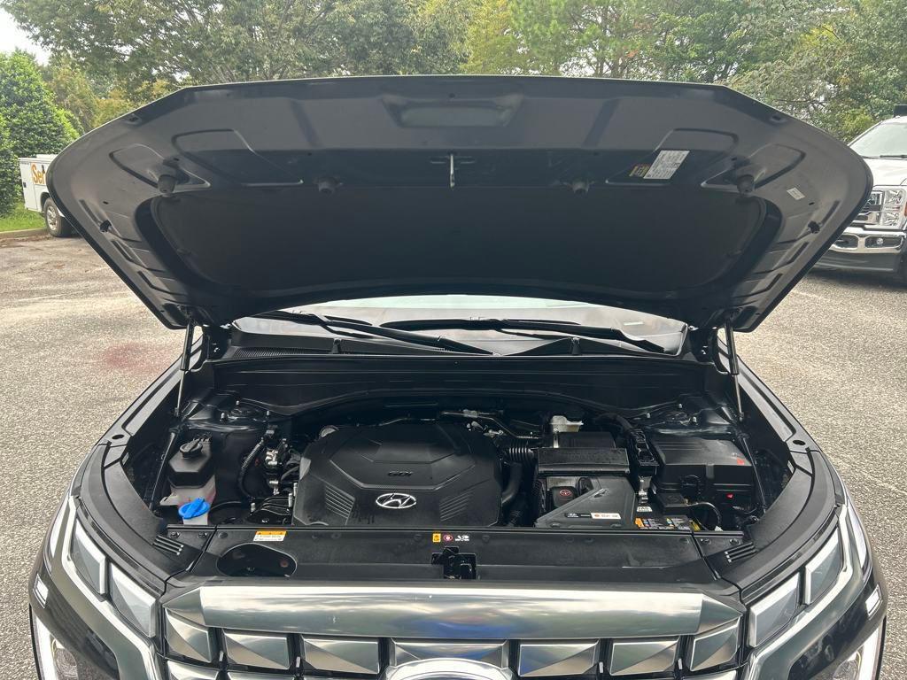 used 2025 Hyundai Palisade car, priced at $48,976