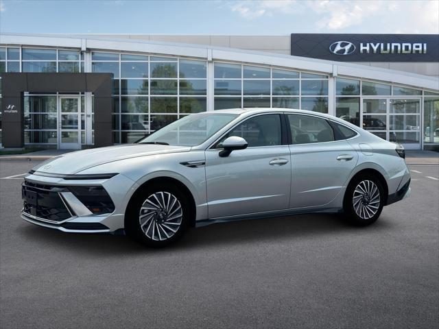 new 2025 Hyundai Sonata Hybrid car, priced at $37,799