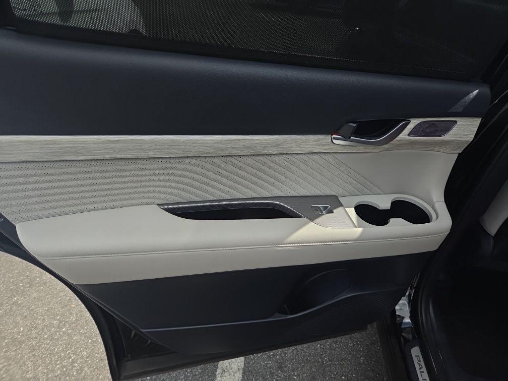 used 2024 Hyundai Palisade car, priced at $38,878