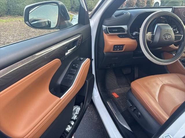used 2023 Toyota Highlander Hybrid car, priced at $49,990