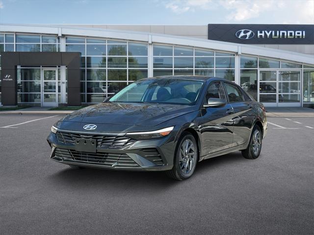 new 2025 Hyundai Elantra car, priced at $27,980