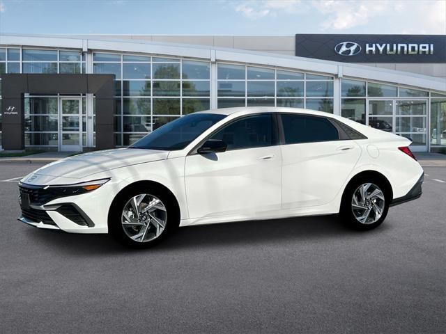 new 2025 Hyundai Elantra car, priced at $23,476