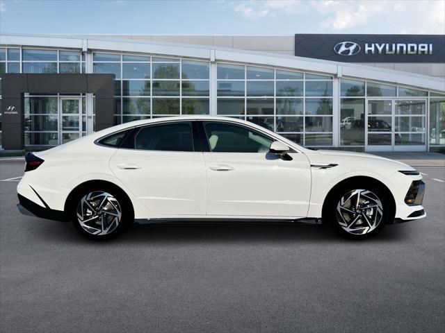 new 2025 Hyundai Sonata car, priced at $30,171