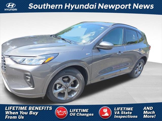 used 2023 Ford Escape car, priced at $24,557