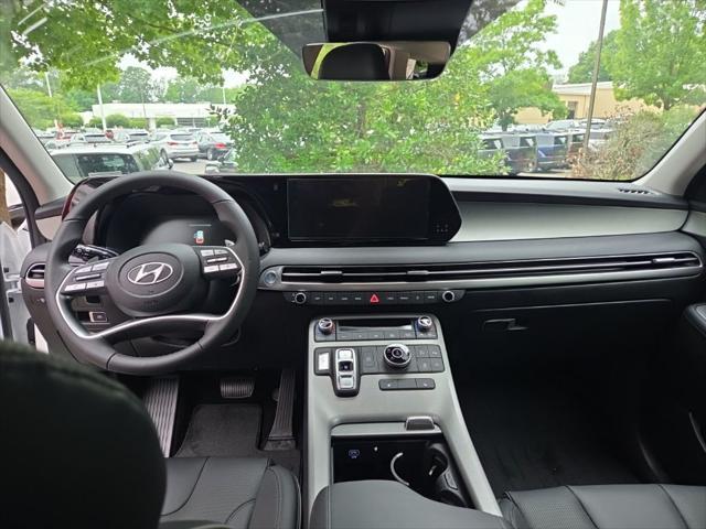 used 2025 Hyundai Palisade car, priced at $44,990