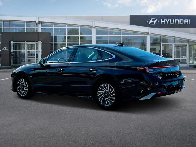 new 2025 Hyundai Sonata Hybrid car, priced at $37,240