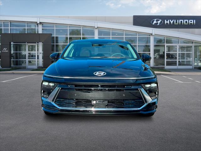 new 2025 Hyundai Sonata Hybrid car, priced at $37,240