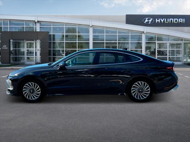 new 2025 Hyundai Sonata Hybrid car, priced at $37,240