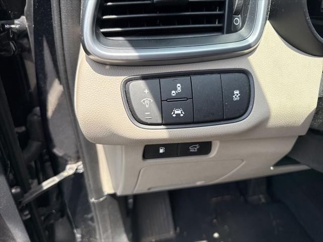 used 2019 Kia Sorento car, priced at $16,550