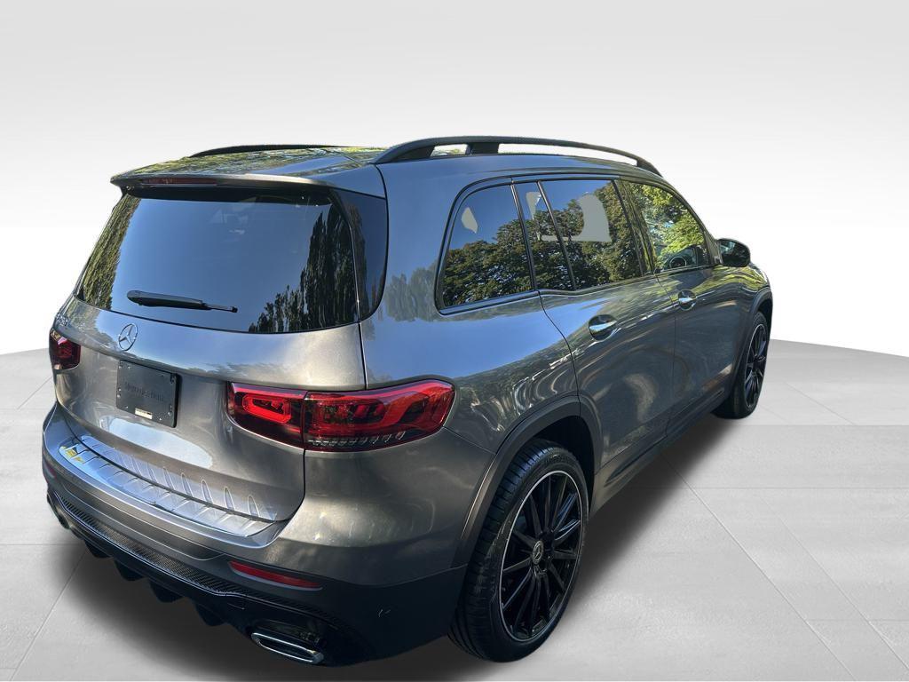 used 2021 Mercedes-Benz GLB 250 car, priced at $25,678