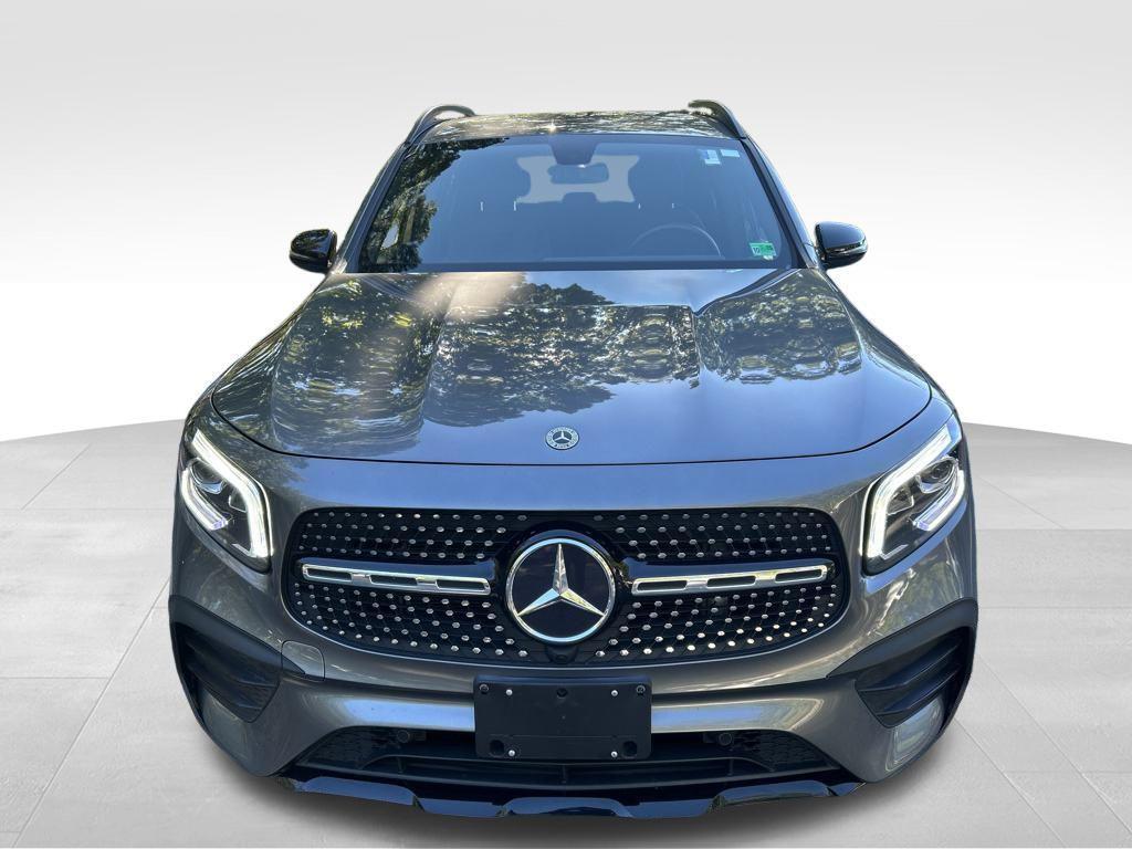 used 2021 Mercedes-Benz GLB 250 car, priced at $25,678