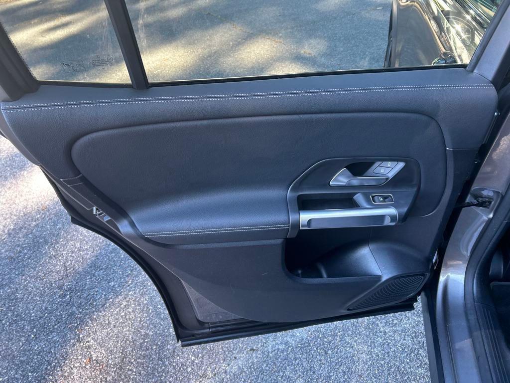 used 2021 Mercedes-Benz GLB 250 car, priced at $25,678