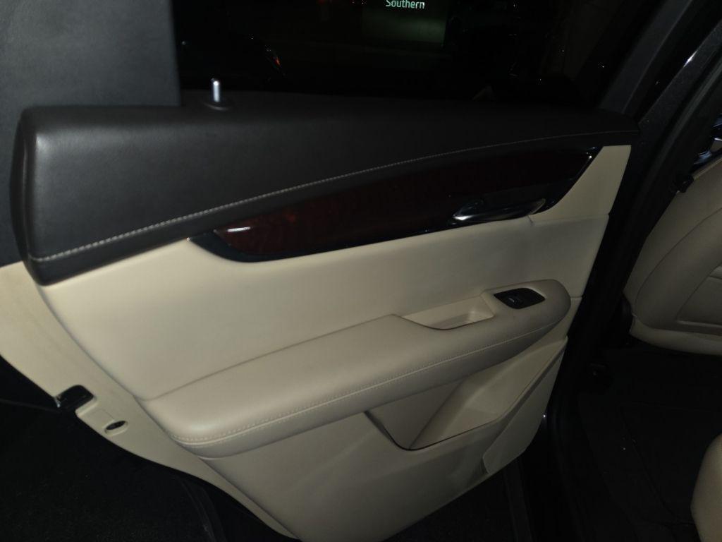 used 2017 Cadillac XT5 car, priced at $17,557