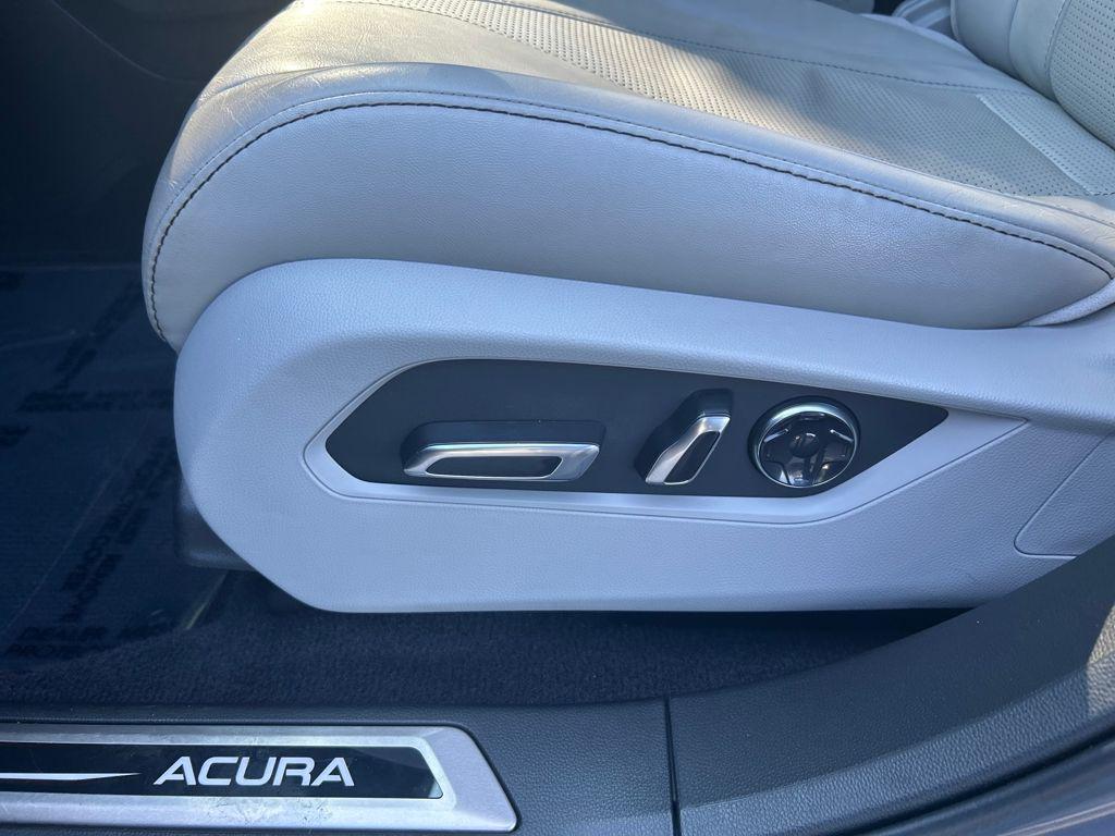 used 2021 Acura RDX car, priced at $27,550