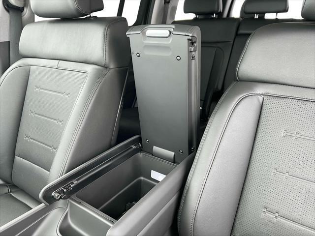 new 2025 Hyundai Santa Fe car, priced at $43,423