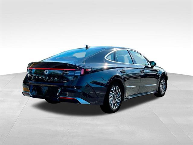 used 2025 Hyundai Sonata Hybrid car, priced at $35,990