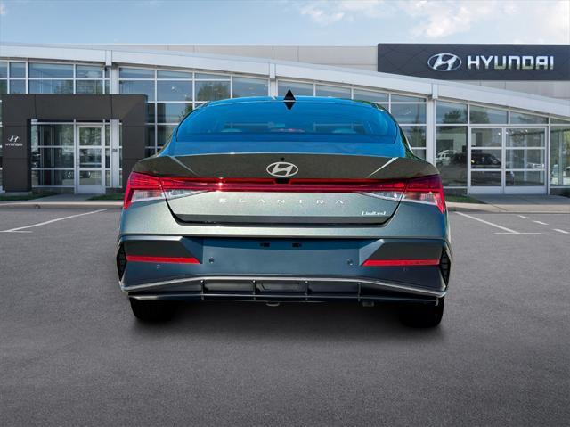 new 2025 Hyundai Elantra car, priced at $27,494