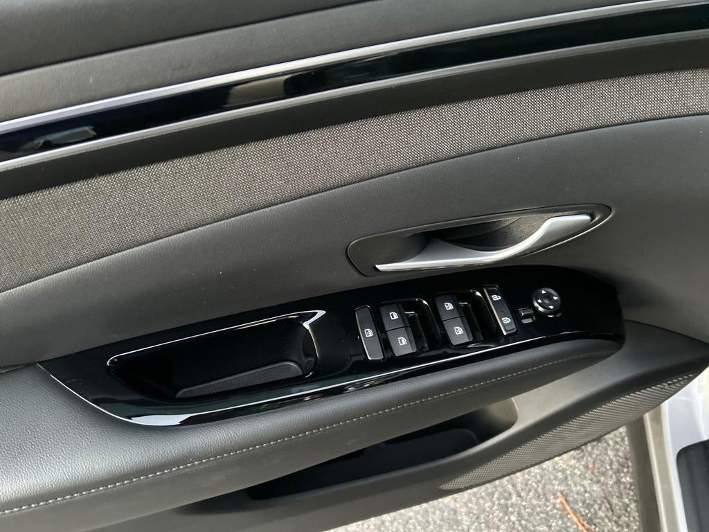 used 2022 Hyundai TUCSON Hybrid car, priced at $27,990