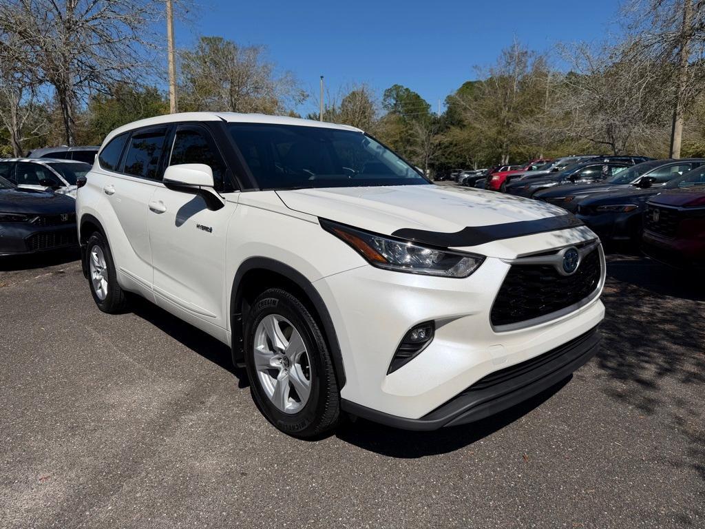 used 2020 Toyota Highlander Hybrid car, priced at $27,050