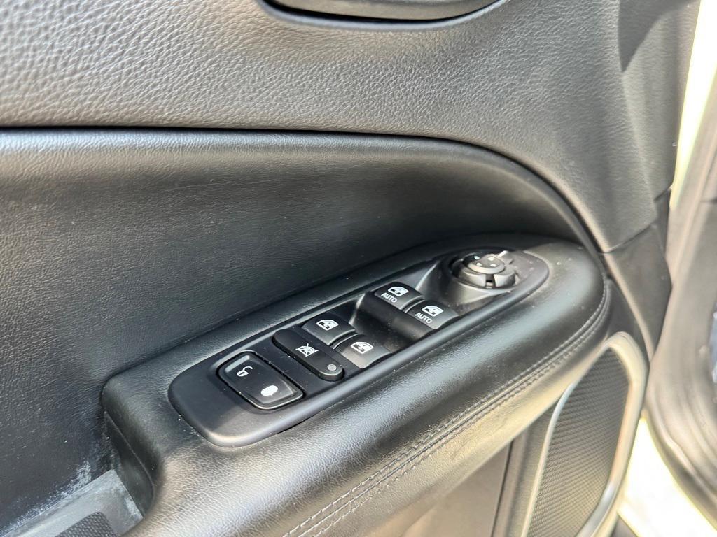 used 2019 Jeep Compass car, priced at $18,035