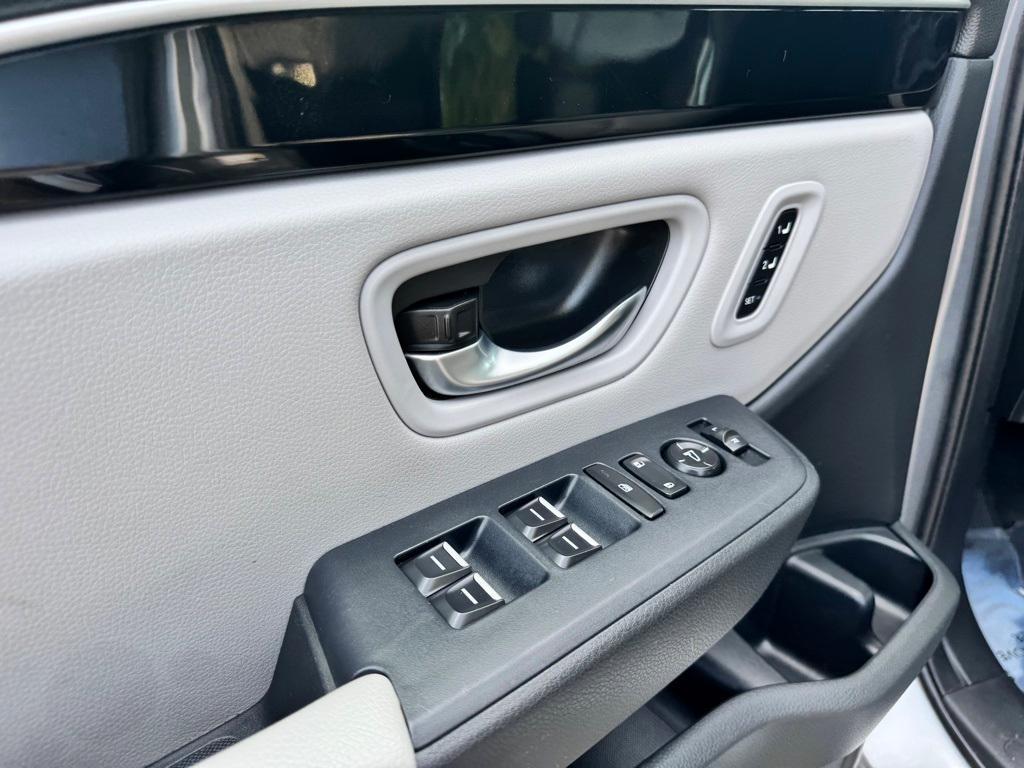 used 2023 Honda Pilot car, priced at $38,377