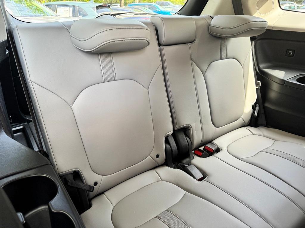 used 2023 Honda Pilot car, priced at $38,377
