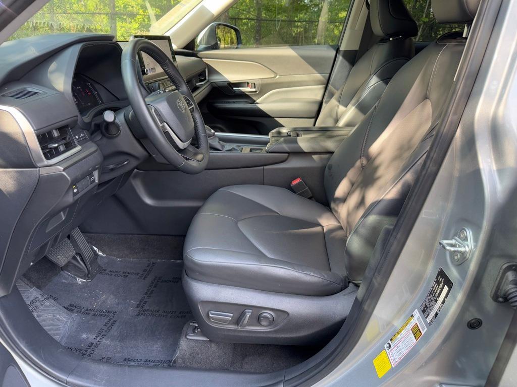 used 2024 Toyota Grand Highlander car, priced at $44,538
