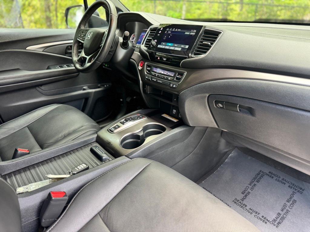 used 2022 Honda Passport car, priced at $31,609
