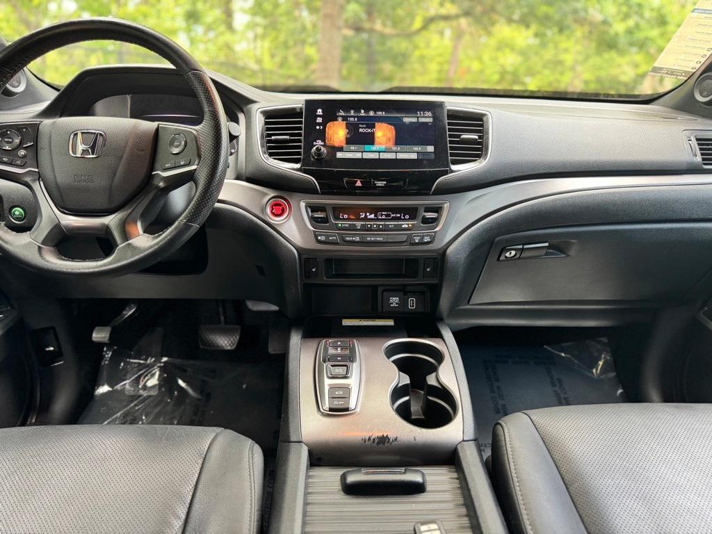 used 2022 Honda Passport car, priced at $31,609