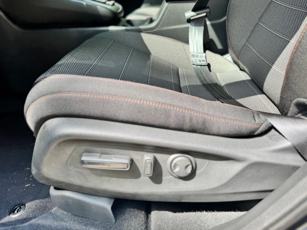 new 2025 Honda CR-V Hybrid car, priced at $37,200