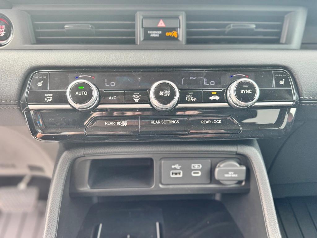 new 2025 Honda Pilot car, priced at $46,785