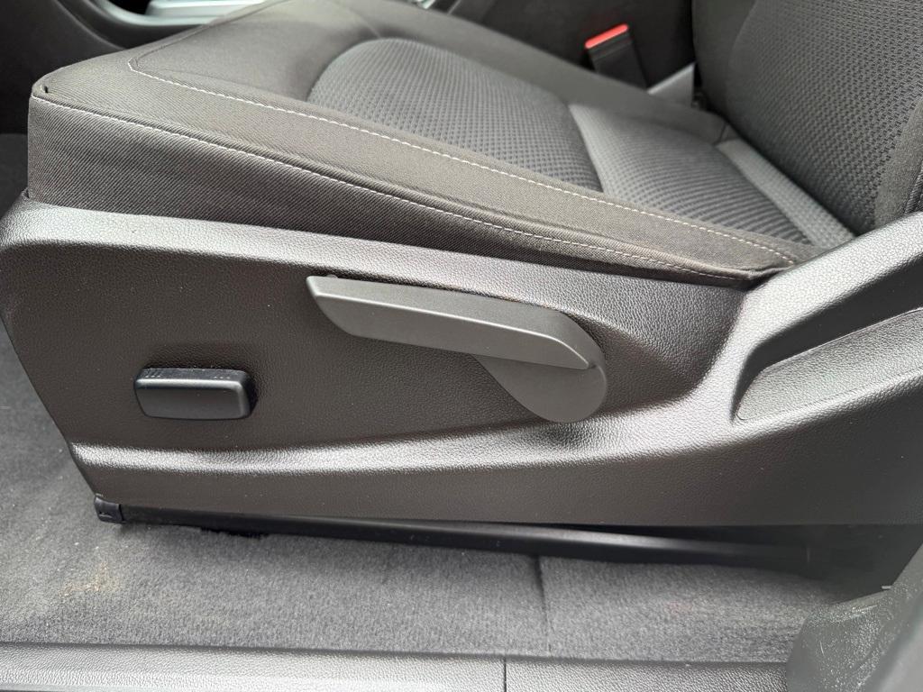 used 2022 Chevrolet Colorado car, priced at $27,505