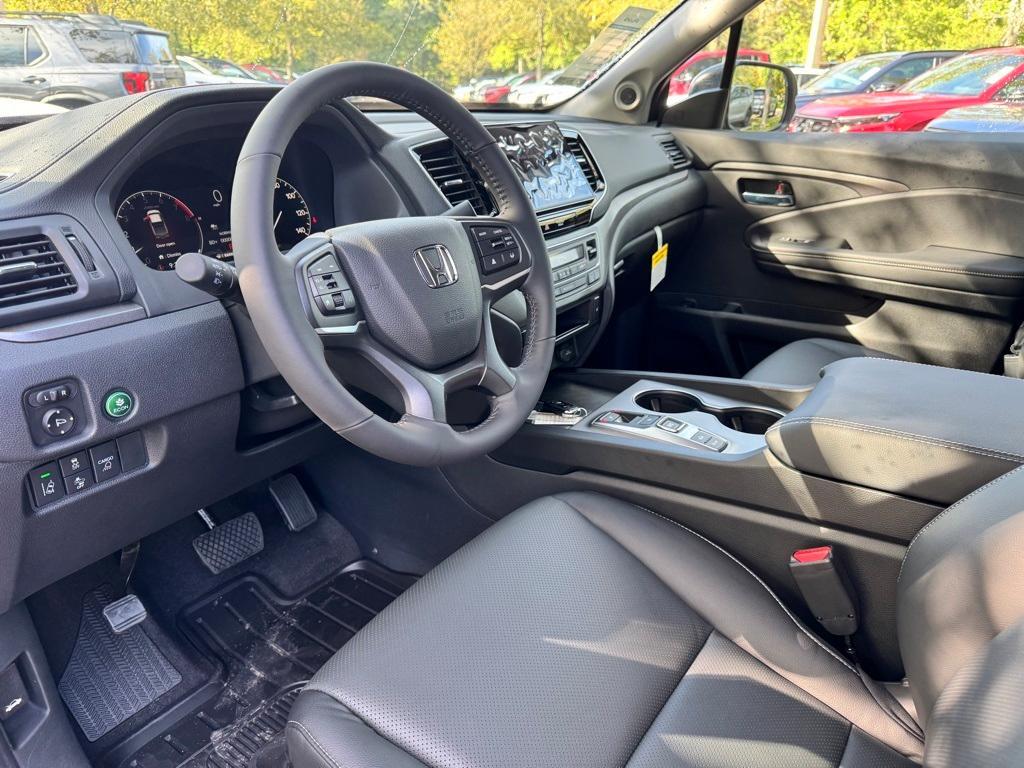 new 2025 Honda Ridgeline car, priced at $47,385