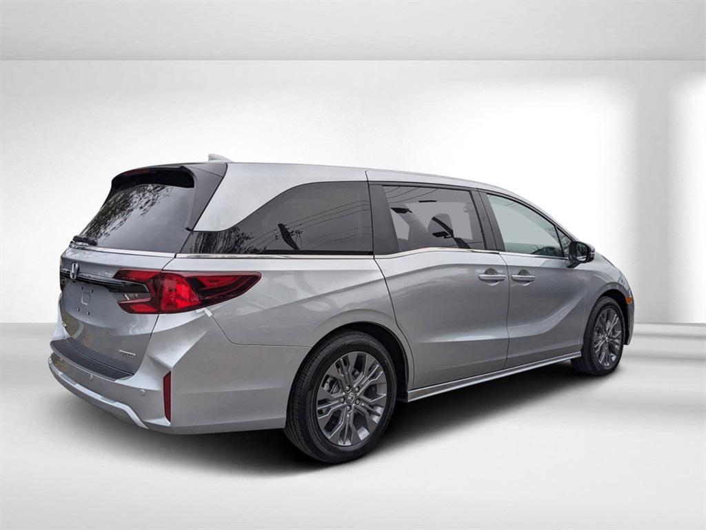 new 2025 Honda Odyssey car, priced at $48,005