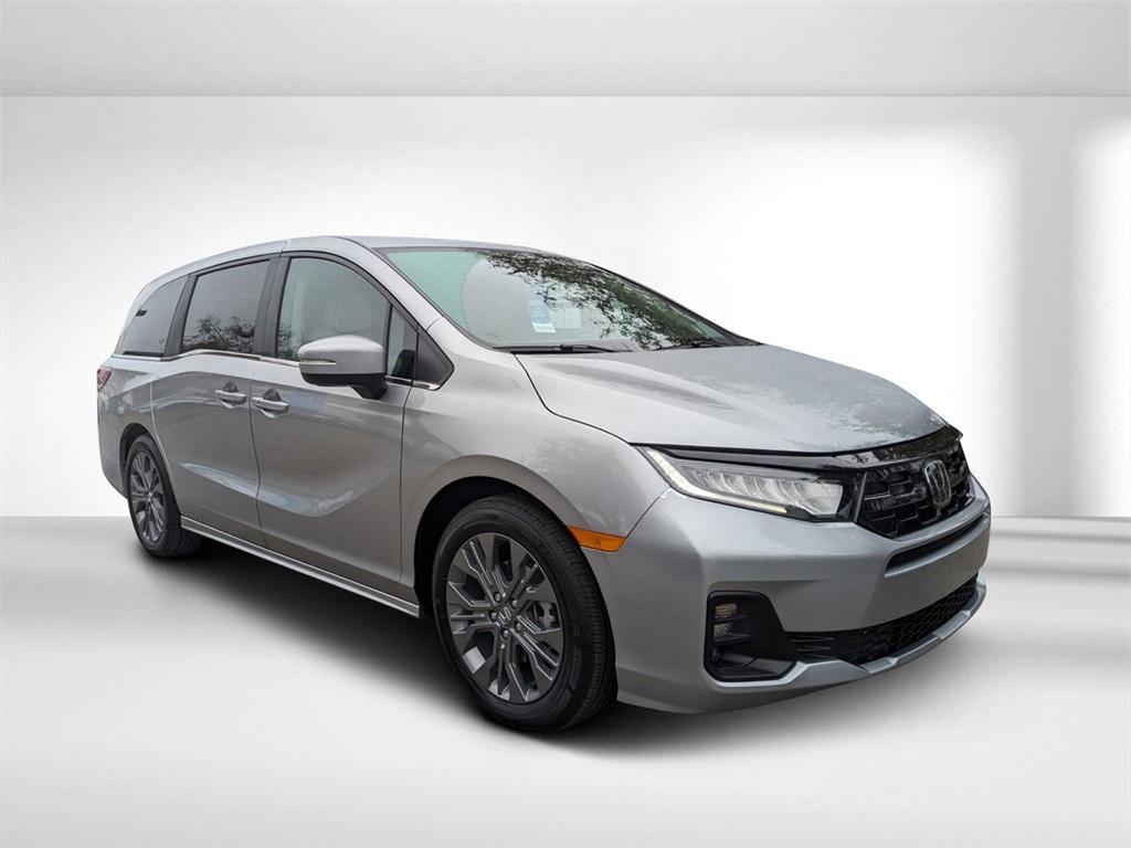 new 2025 Honda Odyssey car, priced at $48,005