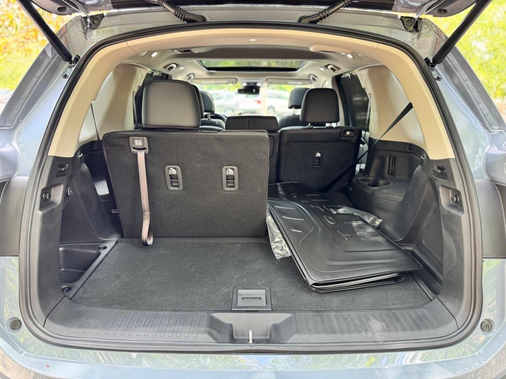 new 2025 Honda Pilot car, priced at $49,305
