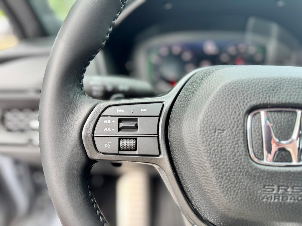 new 2025 Honda Accord Hybrid car, priced at $35,260