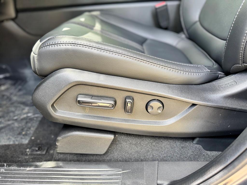 new 2025 Honda Pilot car, priced at $49,940
