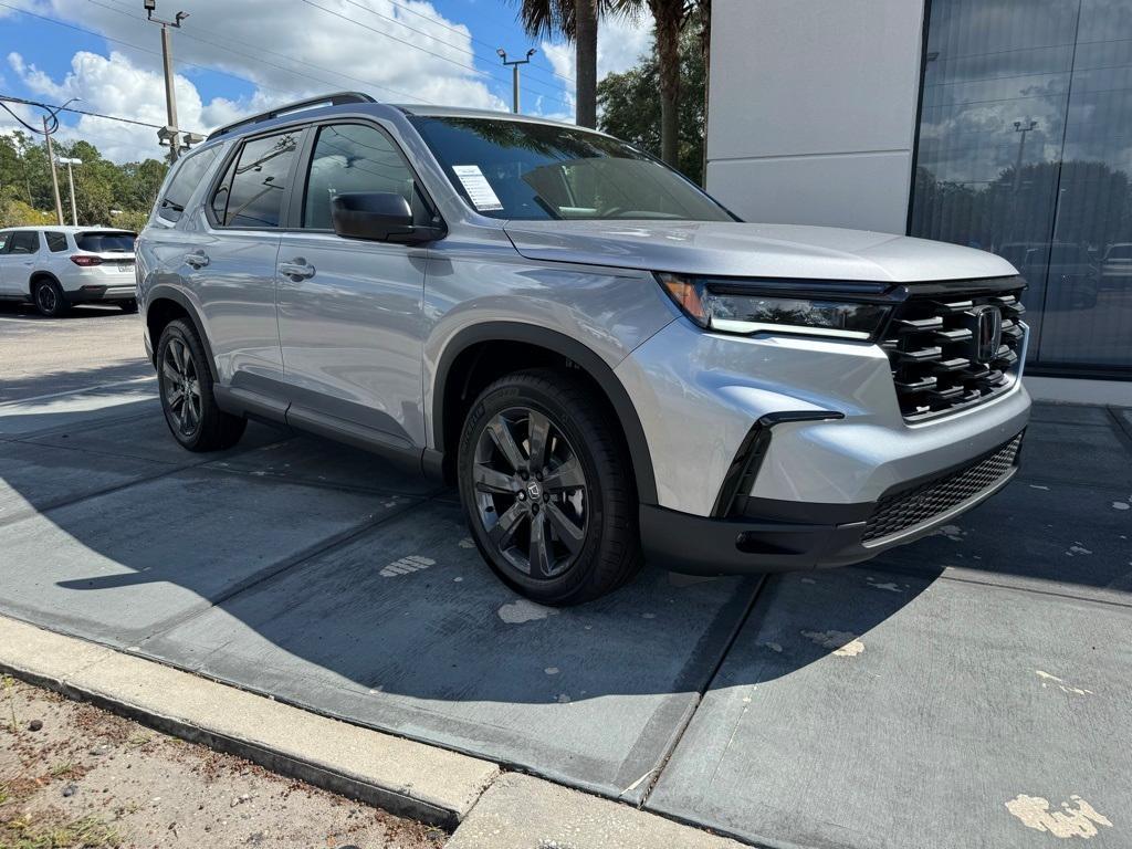 new 2025 Honda Pilot car, priced at $41,695
