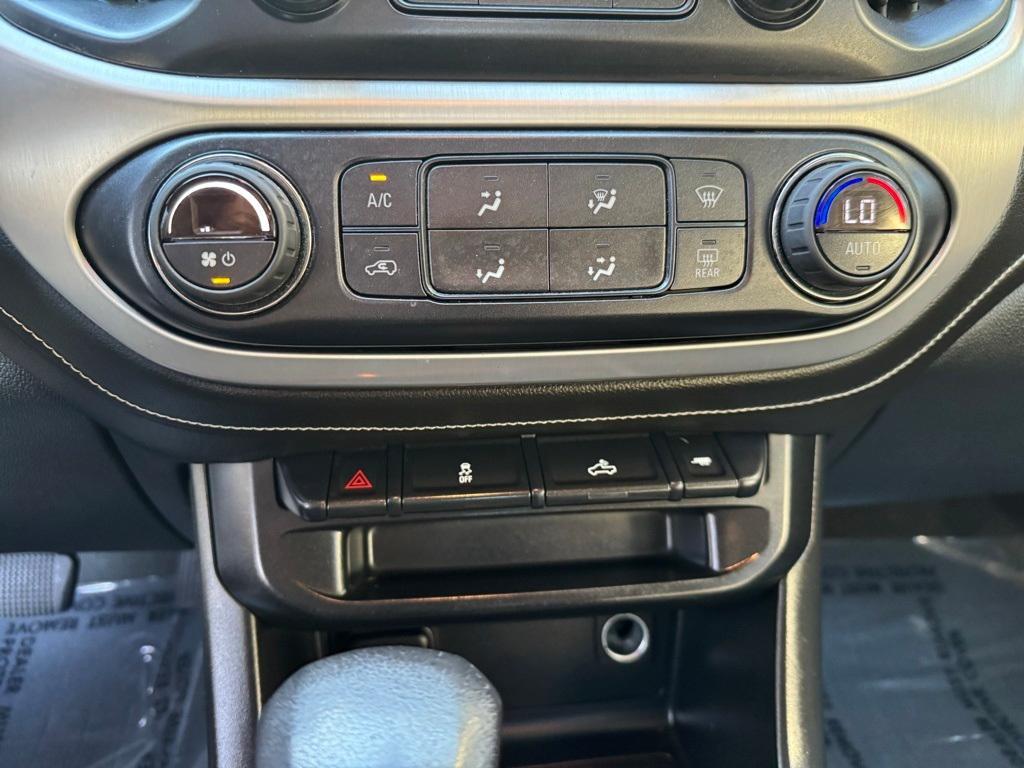 used 2022 GMC Canyon car, priced at $30,889