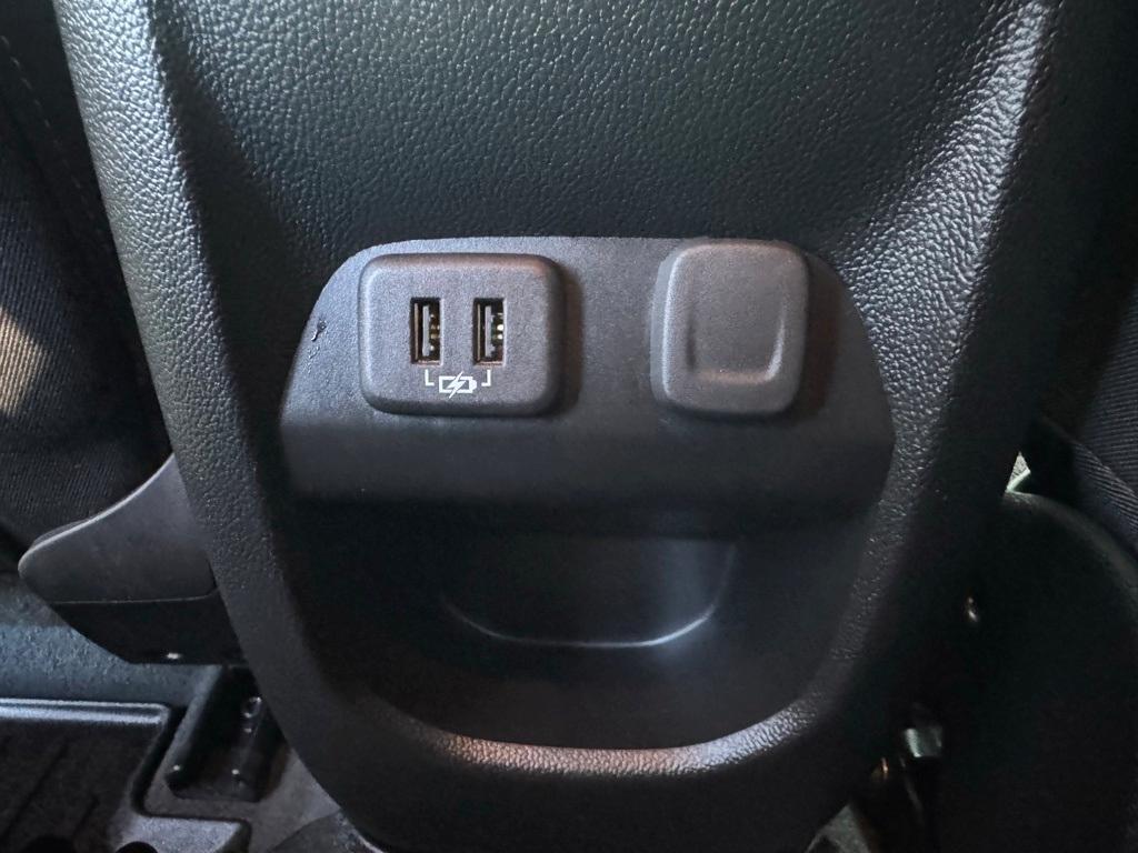 used 2022 GMC Canyon car, priced at $30,889