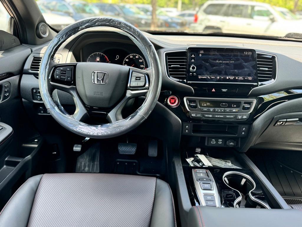 new 2025 Honda Ridgeline car, priced at $48,200