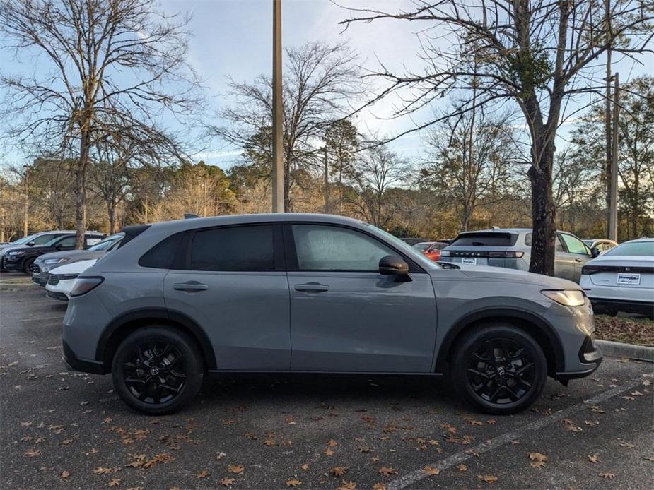 new 2025 Honda HR-V car, priced at $29,305