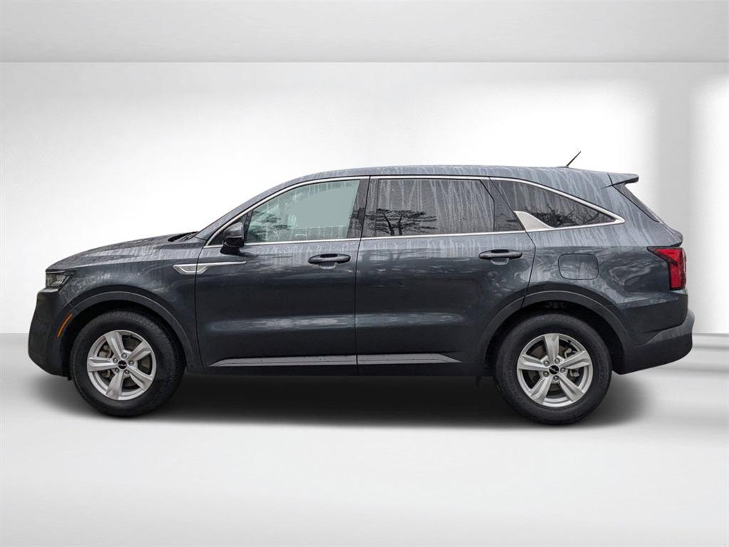 used 2023 Kia Sorento car, priced at $21,658